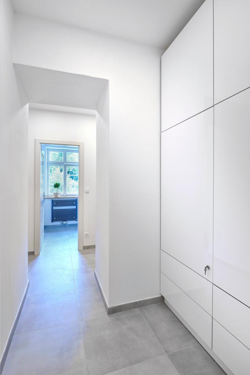Downtown Suites Mala Strana プラハ エクステリア 写真